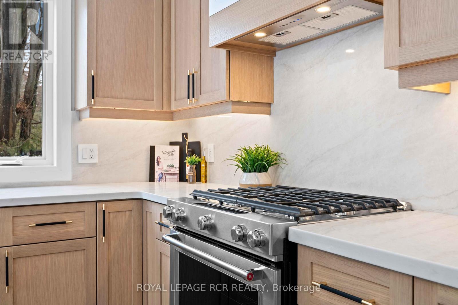 7 Henry Street, Orangeville, Ontario  L9W 1R6 - Photo 9 - W12983246