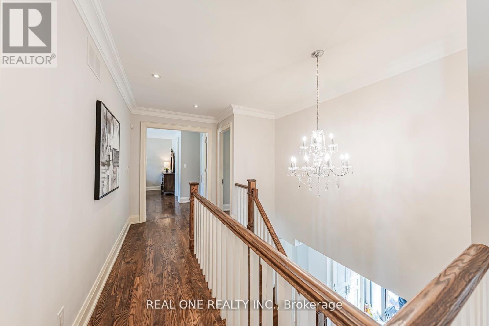 2095 Springfield Road, Mississauga, Ontario  L5K 1C1 - Photo 28 - W12983292