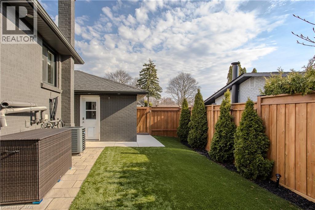 1375 Langdale Crescent, Oakville, Ontario  L6H 2K7 - Photo 34 - 40819482