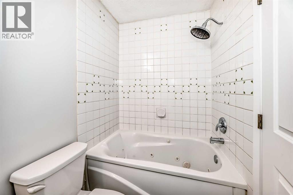 6301 Bowwood Drive NW, Calgary, Alberta  t3b 2g3 - Photo 28 - A2299219