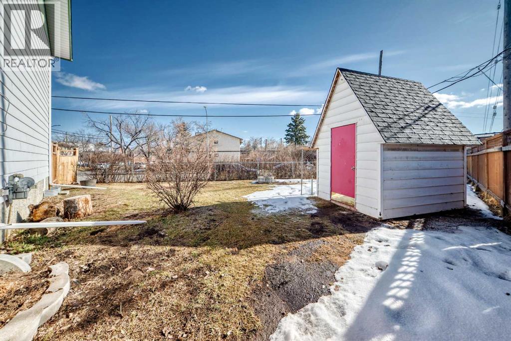 6301 Bowwood Drive NW, Calgary, Alberta  t3b 2g3 - Photo 38 - A2299219