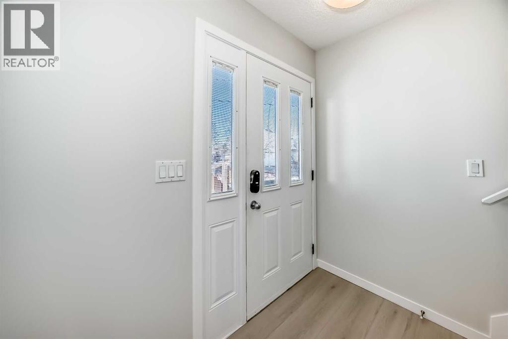 6301 Bowwood Drive NW, Calgary, Alberta  t3b 2g3 - Photo 4 - A2299219