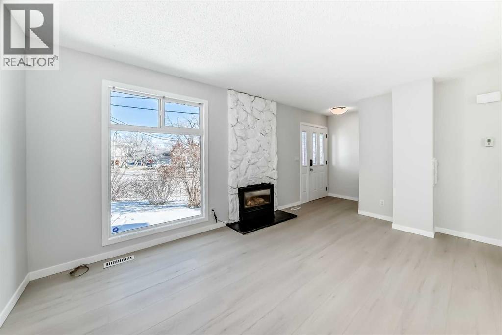 6301 Bowwood Drive NW, Calgary, Alberta  t3b 2g3 - Photo 8 - A2299219