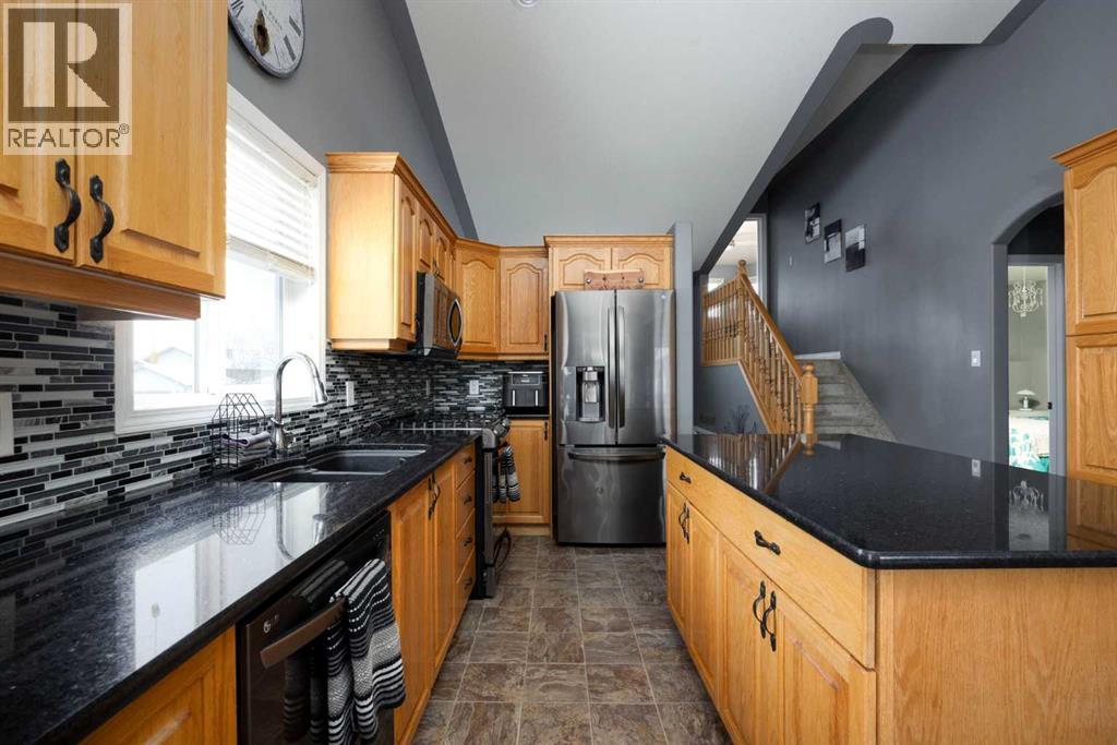 196 Waniandy Way, Fort Mcmurray, Alberta  T9H 5L8 - Photo 9 - A2297866