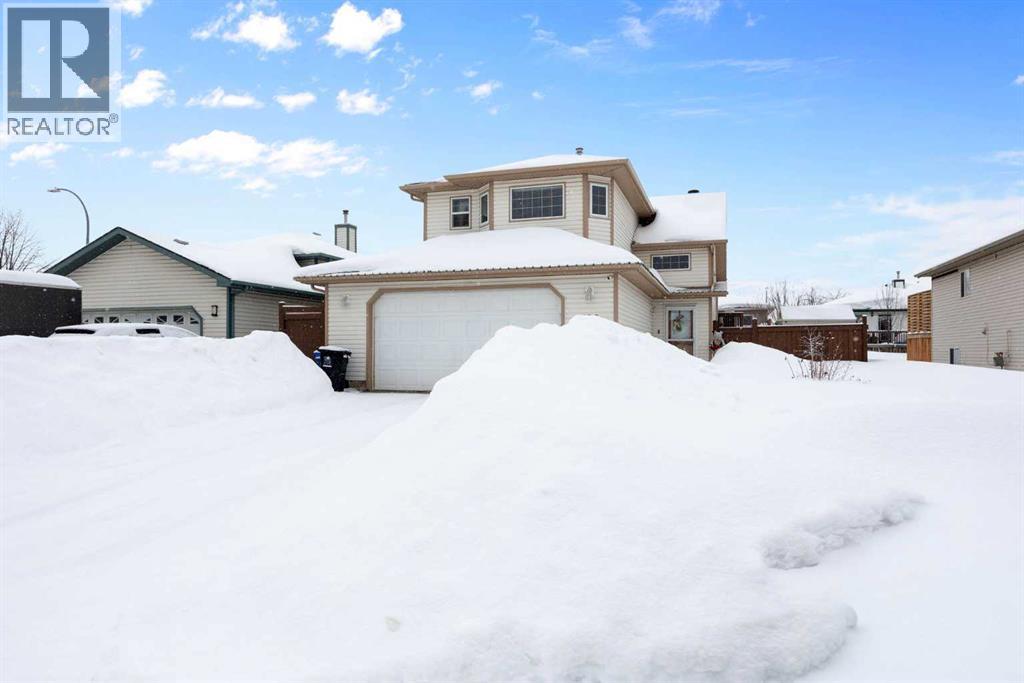 196 Waniandy Way, Fort Mcmurray, Alberta  T9H 5L8 - Photo 2 - A2297866