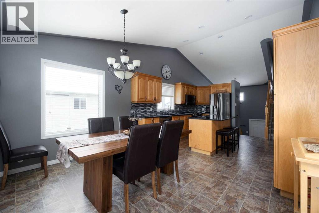 196 Waniandy Way, Fort Mcmurray, Alberta  T9H 5L8 - Photo 12 - A2297866