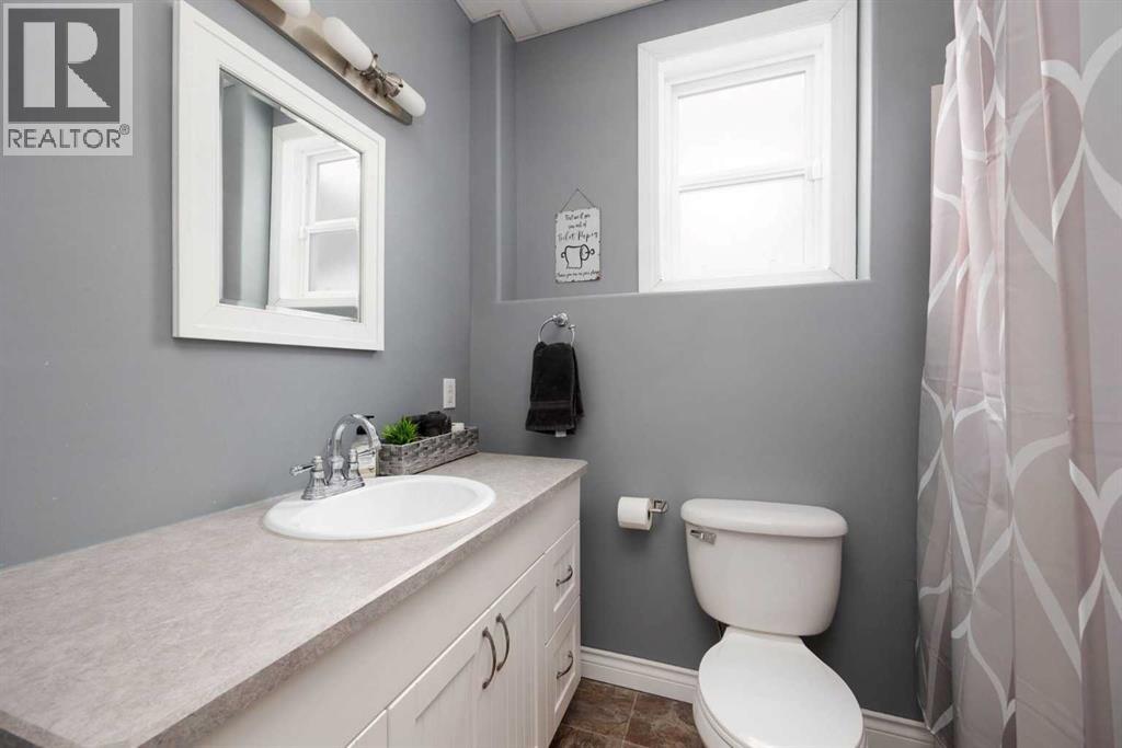 196 Waniandy Way, Fort Mcmurray, Alberta  T9H 5L8 - Photo 30 - A2297866