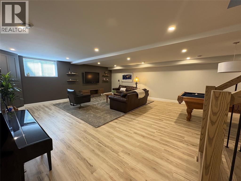 5168 Lakeshore Road, Plympton-Wyoming, Ontario  N0N 1J6 - Photo 30 - 25013568