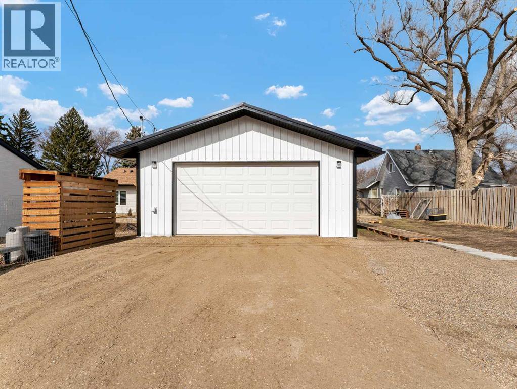 167 12 Street Se, Medicine Hat, Alberta  T1A 1V1 - Photo 29 - A2298541