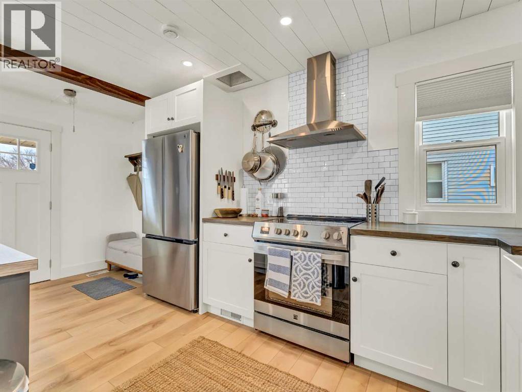 167 12 Street Se, Medicine Hat, Alberta  T1A 1V1 - Photo 4 - A2298541