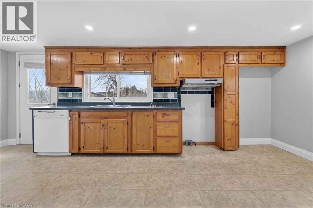 407 Bell Street, Ingersoll, Ontario  N5C 2P7 - Photo 9 - 40812911