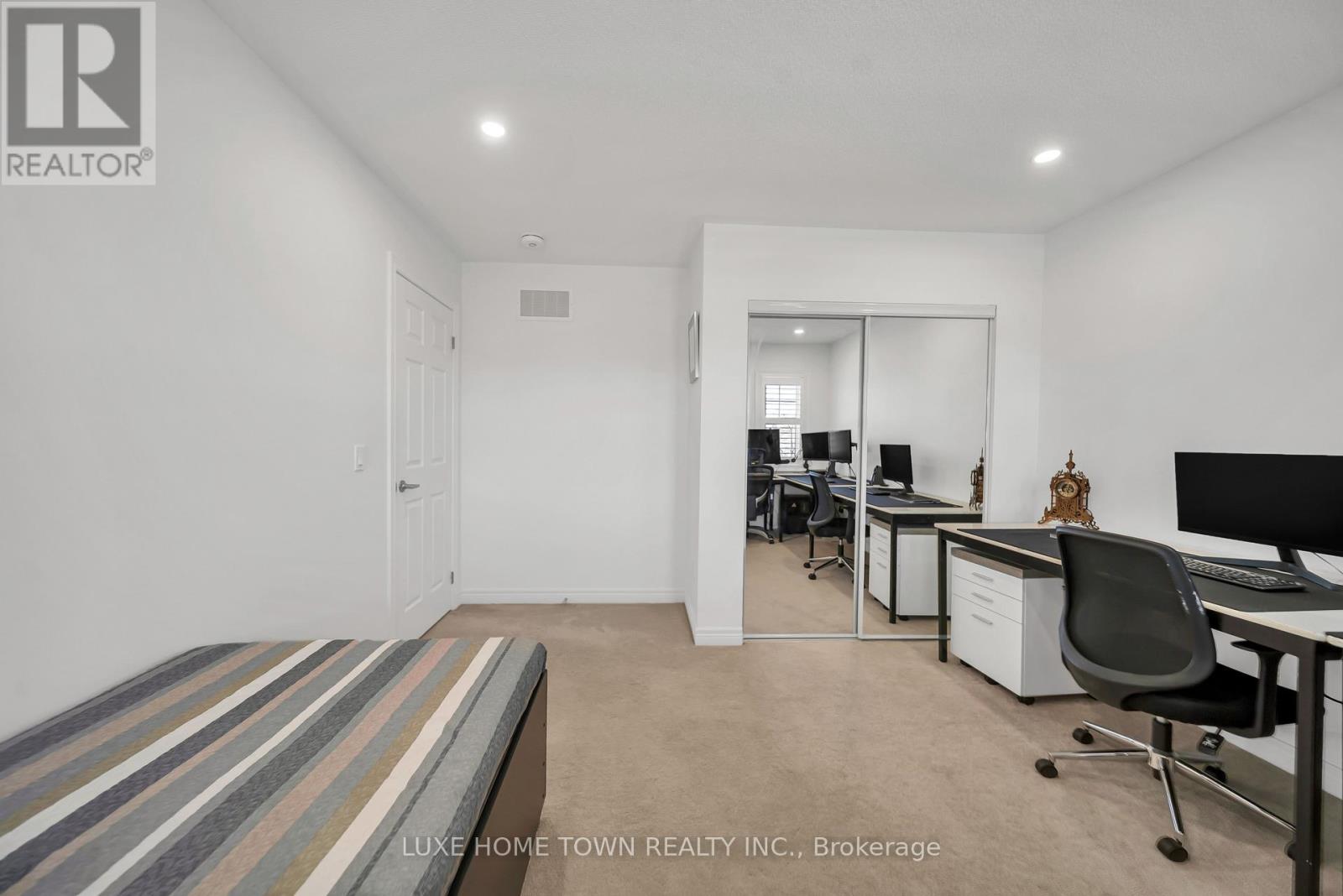 19 Findlay Way, Centre Wellington, Ontario  N1M 0A4 - Photo 31 - X12982998