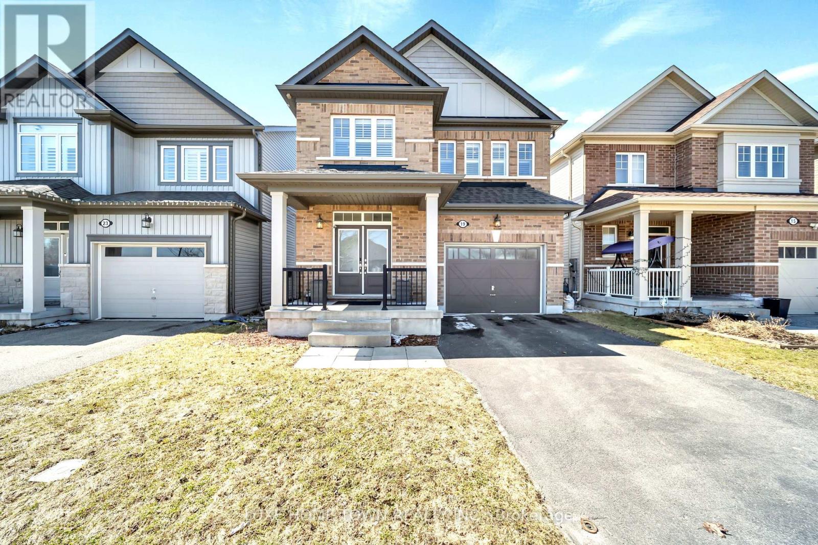 19 Findlay Way, Centre Wellington, Ontario  N1M 0A4 - Photo 4 - X12982998