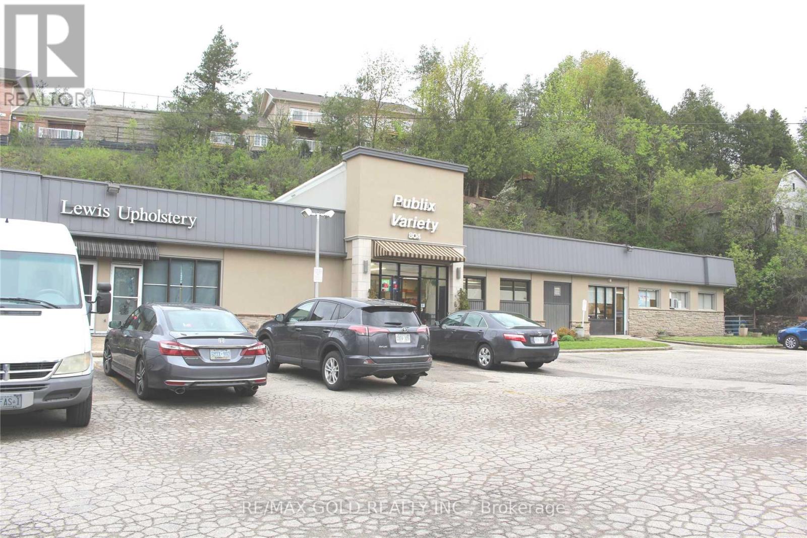 804 YORK ROAD, Guelph, Ontario