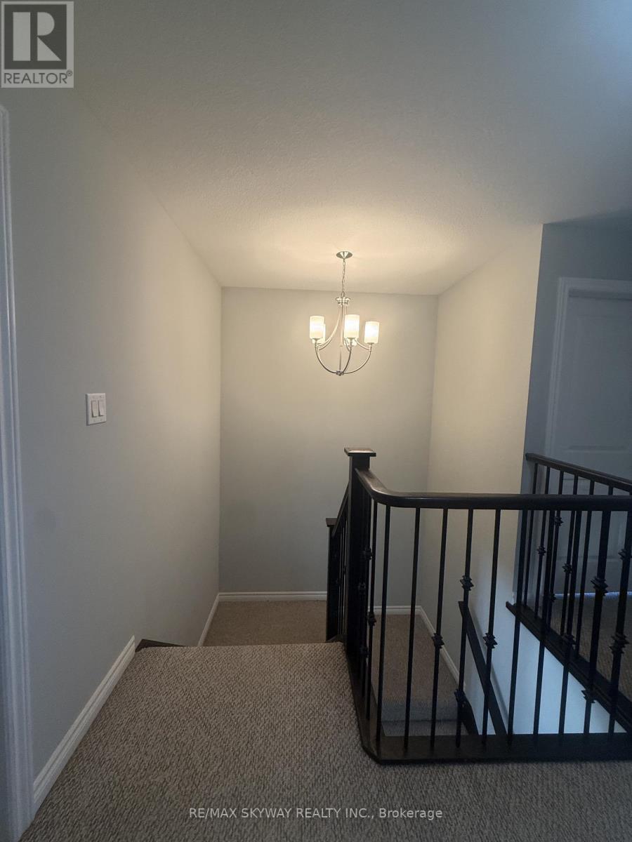 3356 Paulpeel Avenue W, London South, Ontario  N6L 0A4 - Photo 11 - X12983026