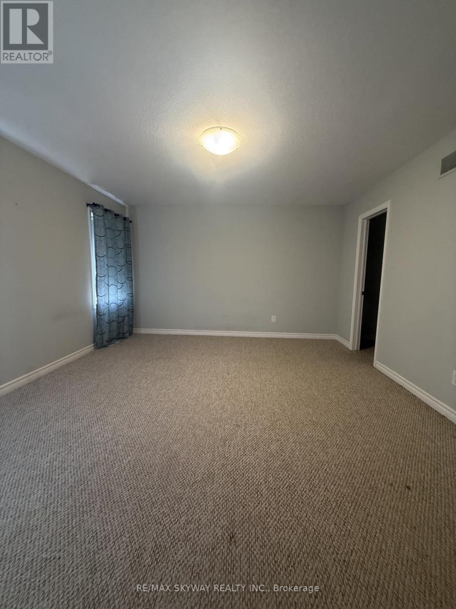 3356 Paulpeel Avenue W, London South, Ontario  N6L 0A4 - Photo 15 - X12983026