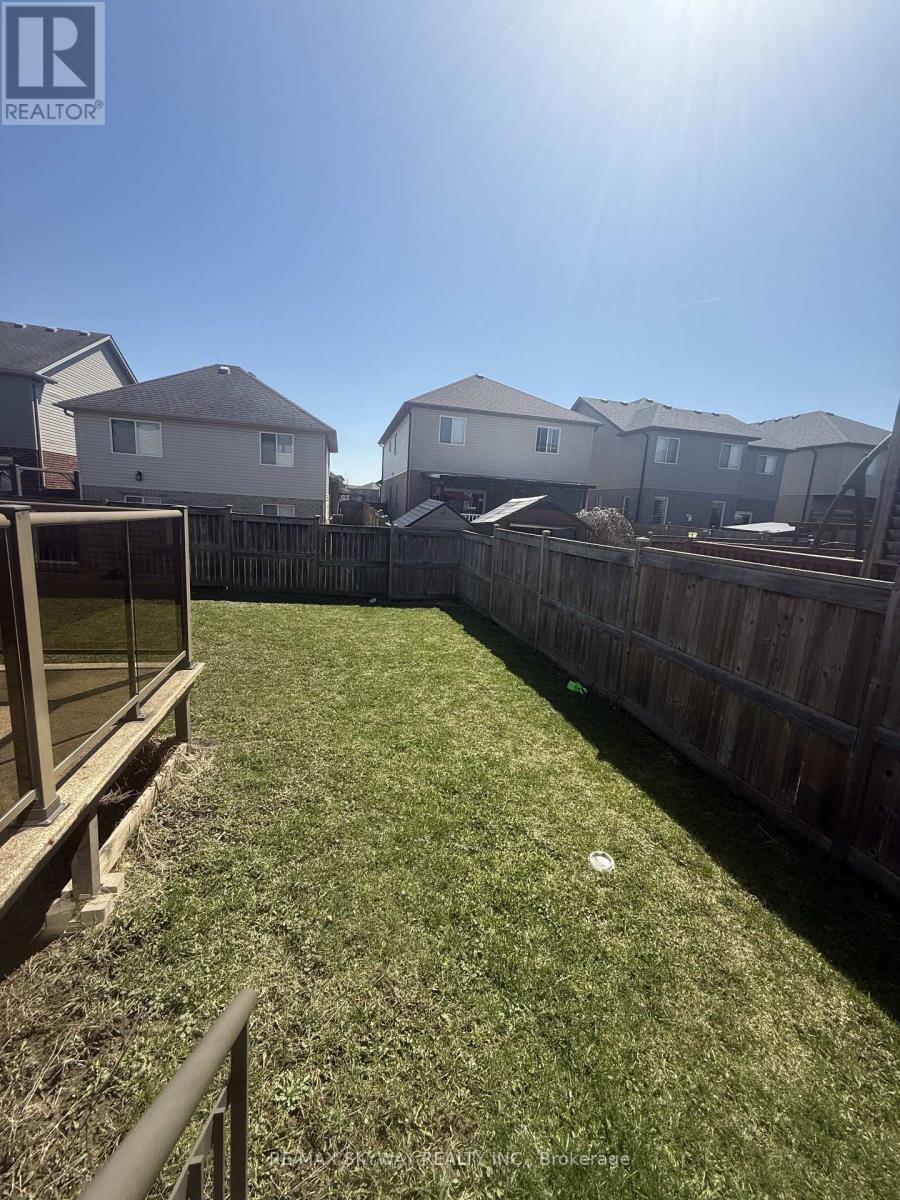 3356 Paulpeel Avenue W, London South, Ontario  N6L 0A4 - Photo 21 - X12983026