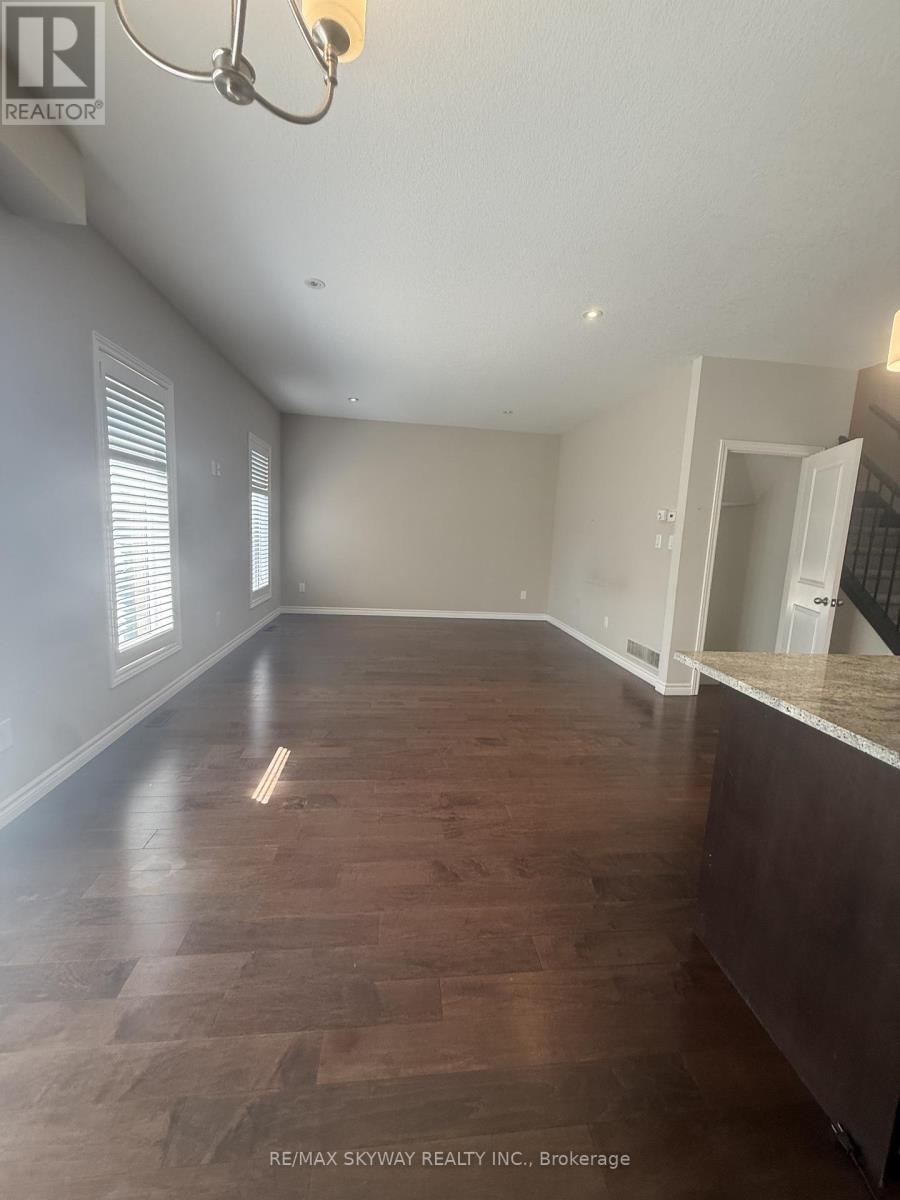 3356 Paulpeel Avenue W, London South, Ontario  N6L 0A4 - Photo 3 - X12983026