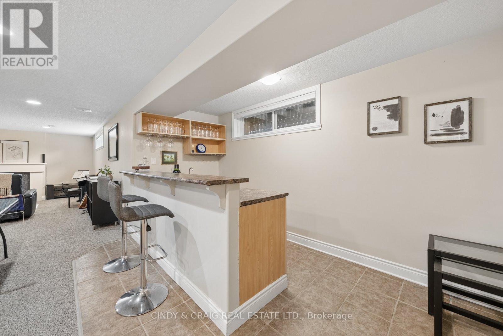 28 Pine Marsh Lane, Quinte West, Ontario  K8V 0A5 - Photo 12 - X12983056