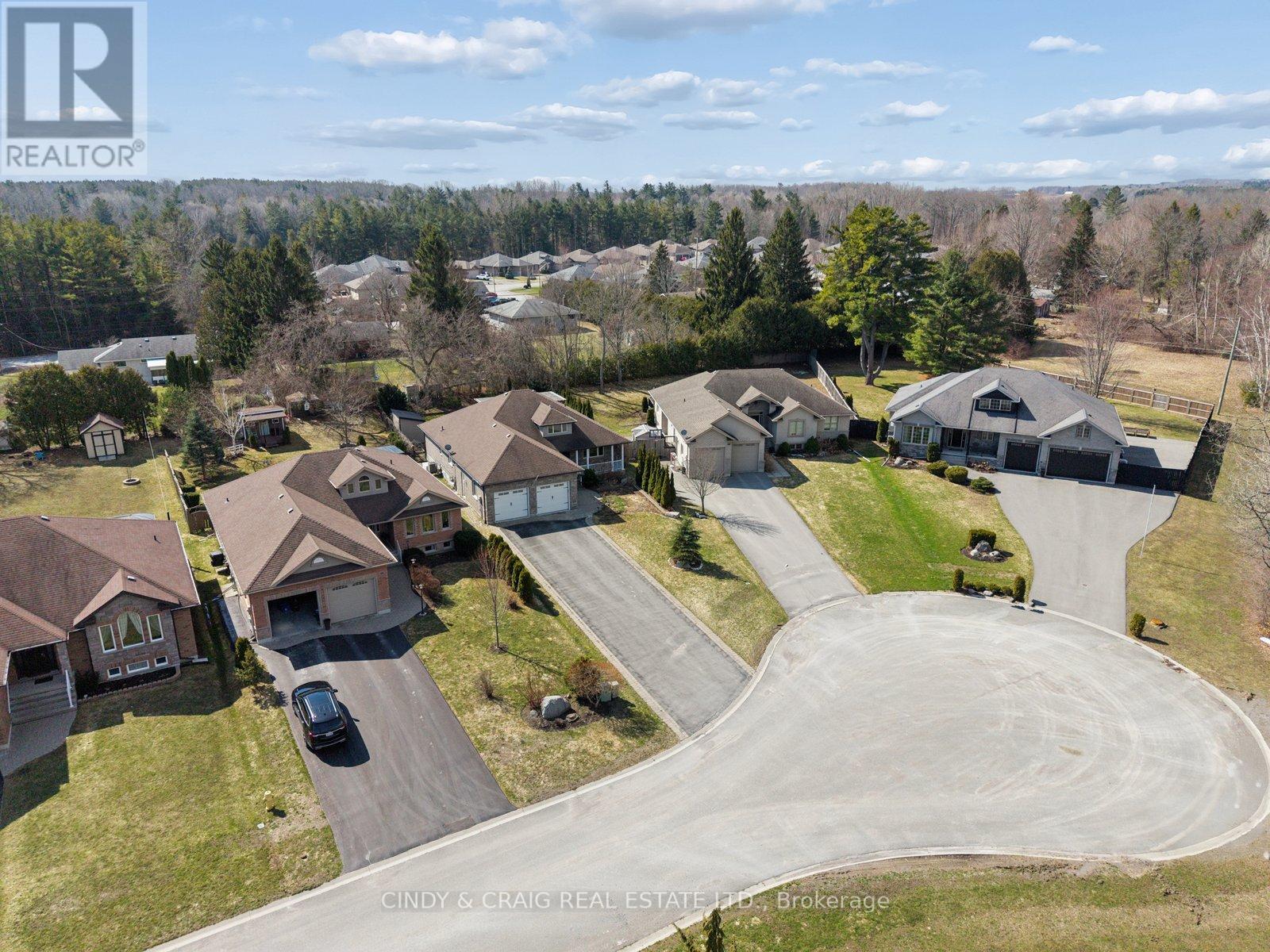 28 Pine Marsh Lane, Quinte West, Ontario  K8V 0A5 - Photo 18 - X12983056