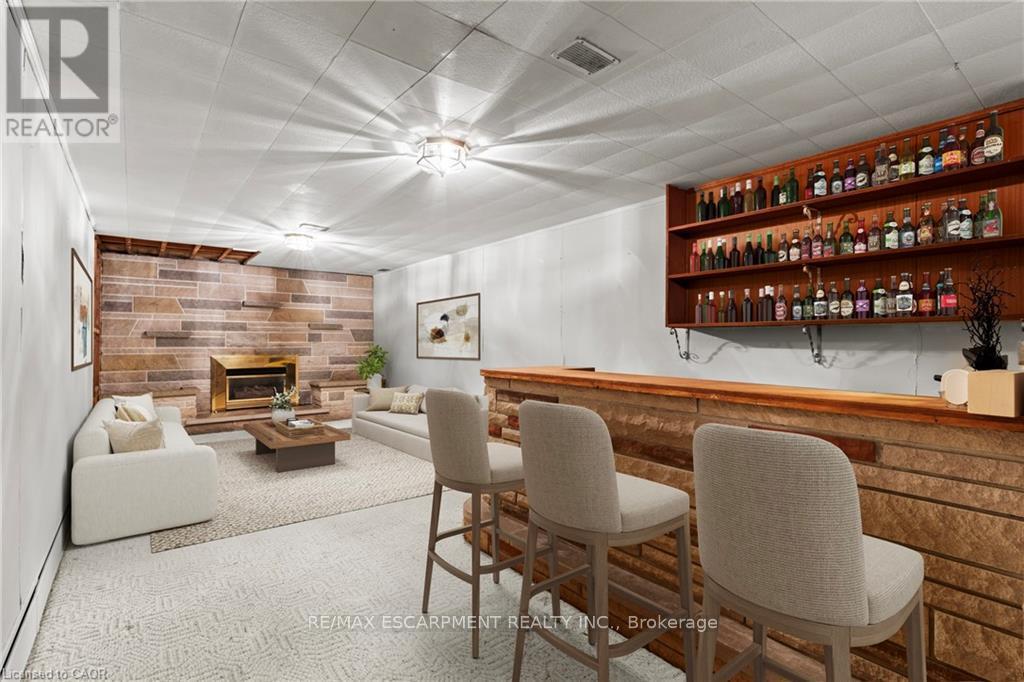 4 Mountview Avenue, Grimsby, Ontario  L3M 1V5 - Photo 9 - X12983074