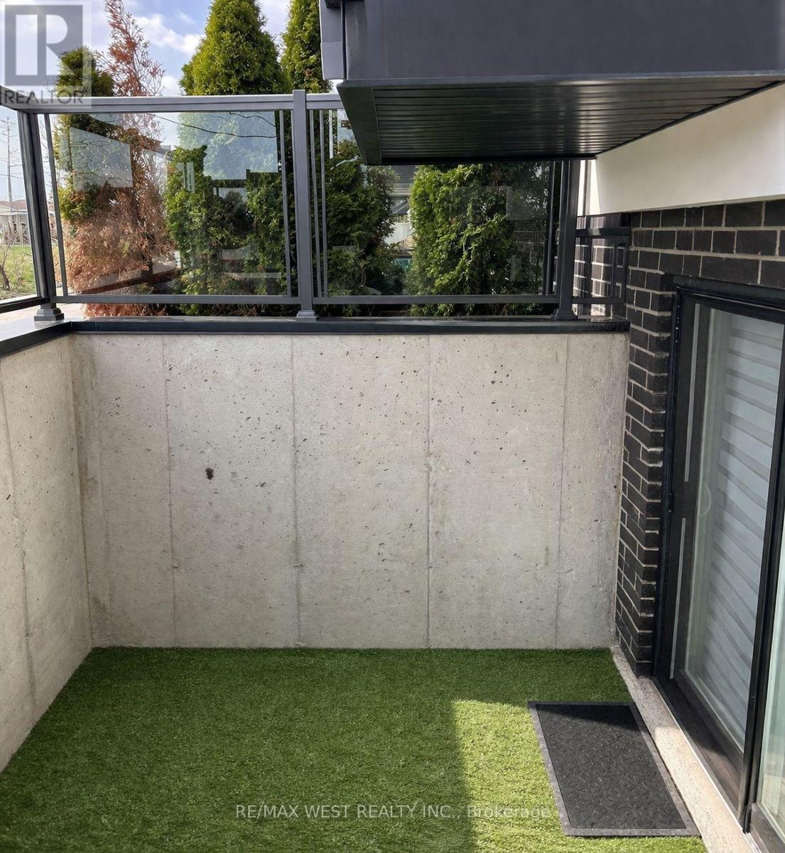 110 - 6065 Mcleod Road, Niagara Falls, Ontario  L2G 0Z7 - Photo 12 - X12983080