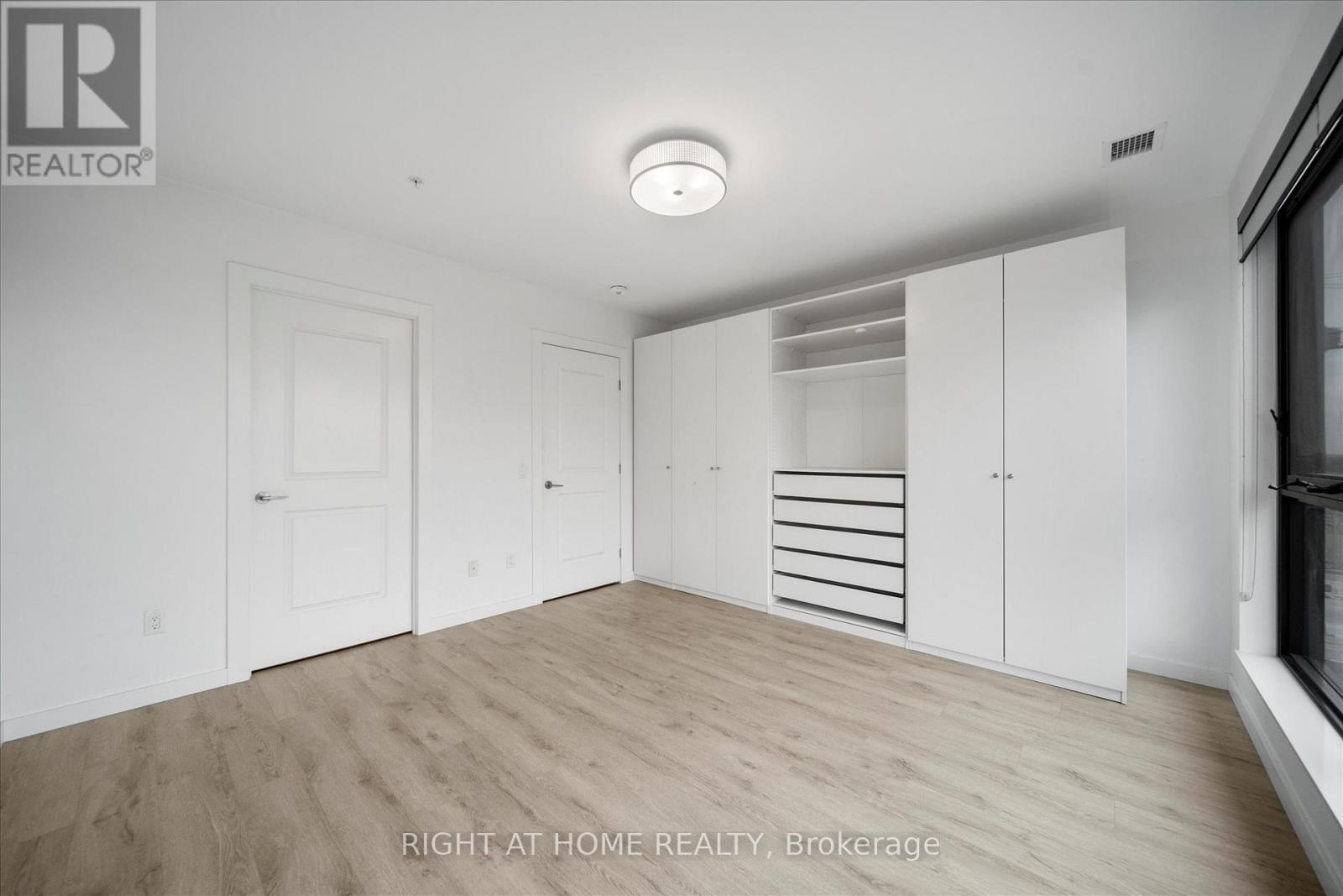 1214 - 181 King Street S, Waterloo, Ontario  N2J 1P7 - Photo 14 - X12983136