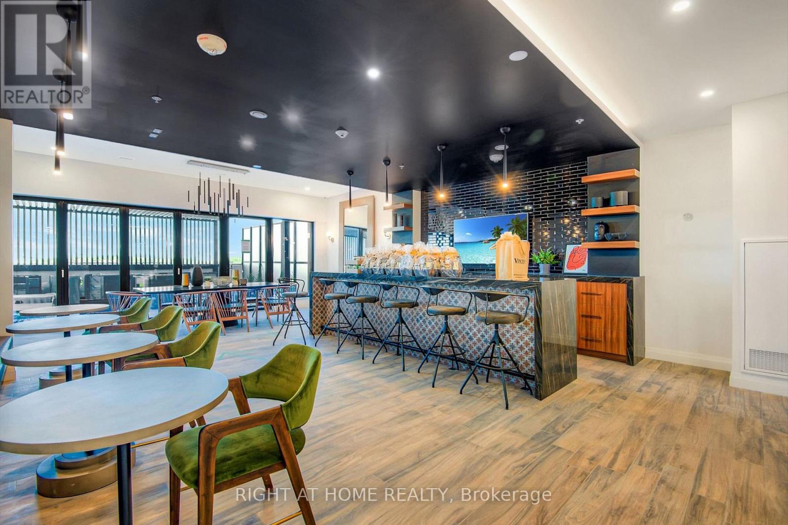 1214 - 181 King Street S, Waterloo, Ontario  N2J 1P7 - Photo 30 - X12983136