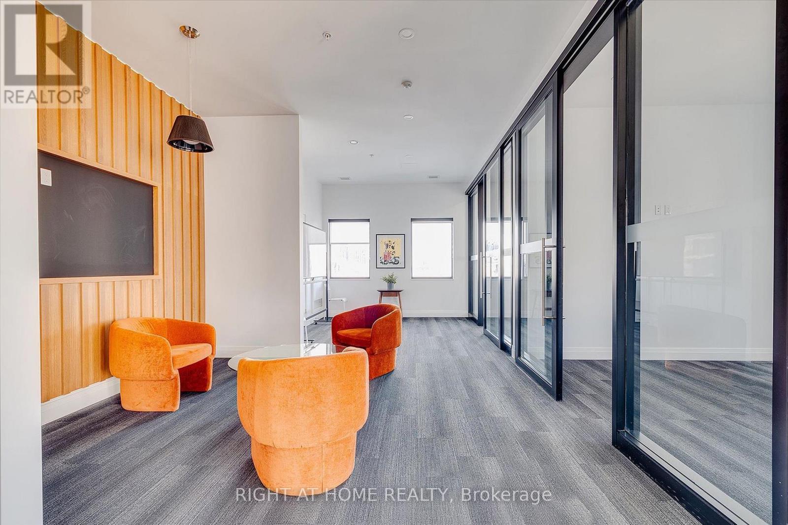 1214 - 181 King Street S, Waterloo, Ontario  N2J 1P7 - Photo 32 - X12983136