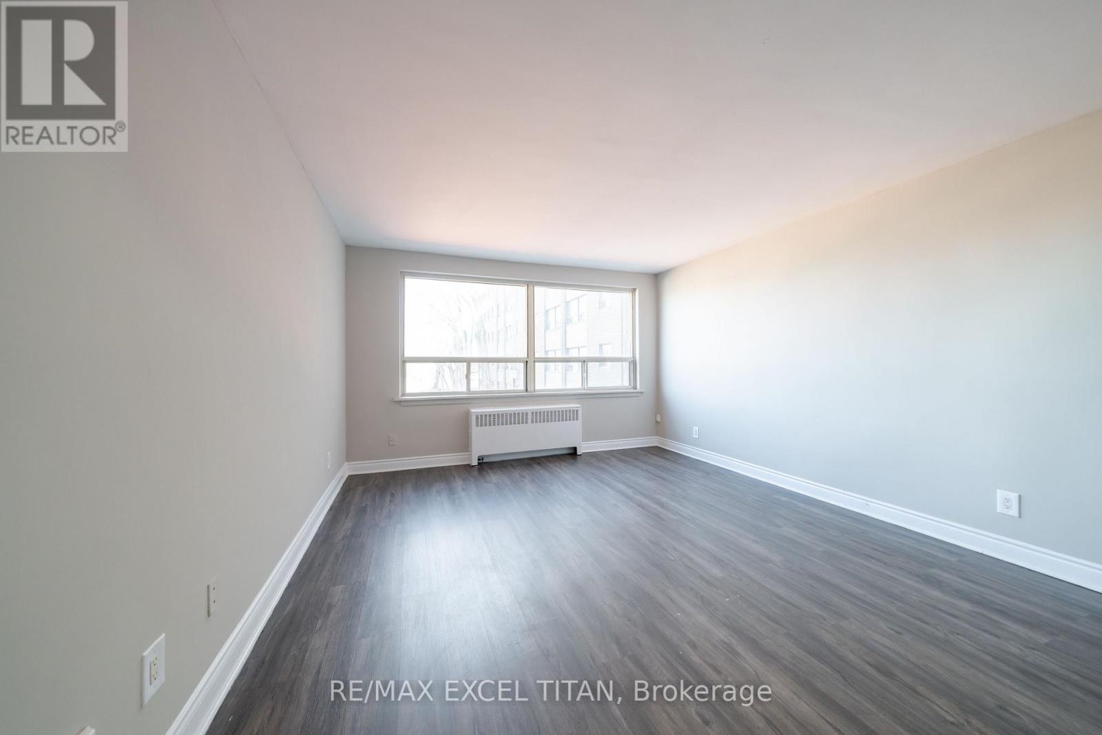 237c - 468 Ottawa Street, Hamilton, Ontario  L8H 4A6 - Photo 2 - X12983166