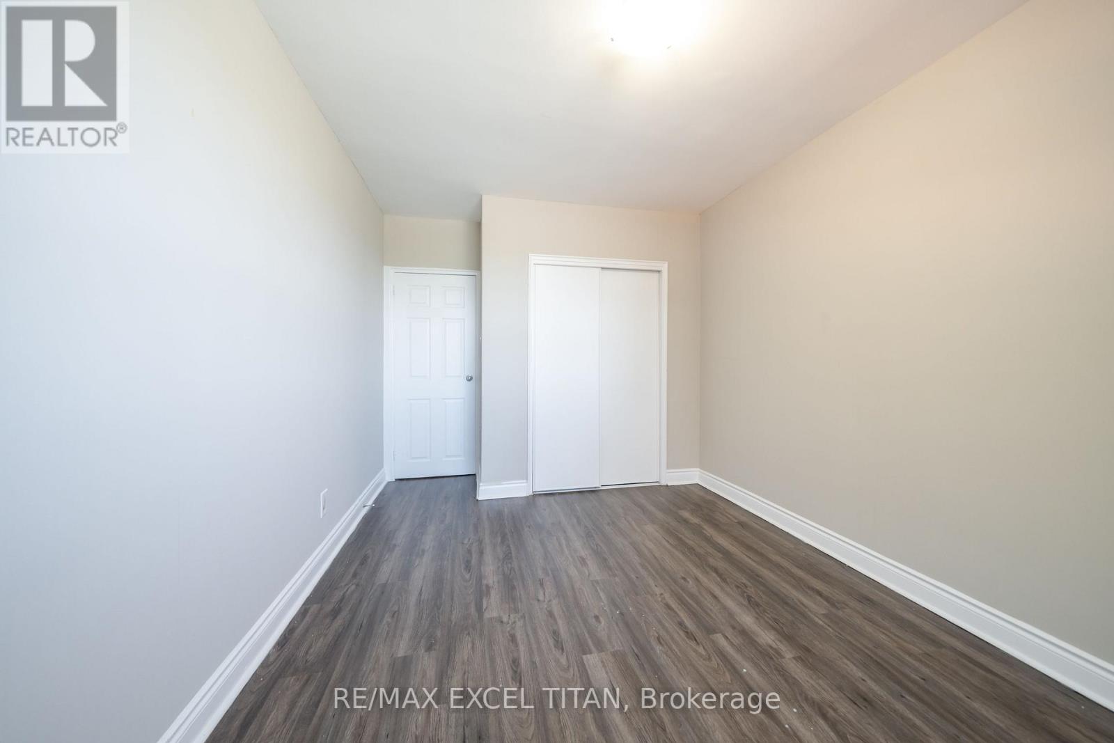 237c - 468 Ottawa Street, Hamilton, Ontario  L8H 4A6 - Photo 3 - X12983166