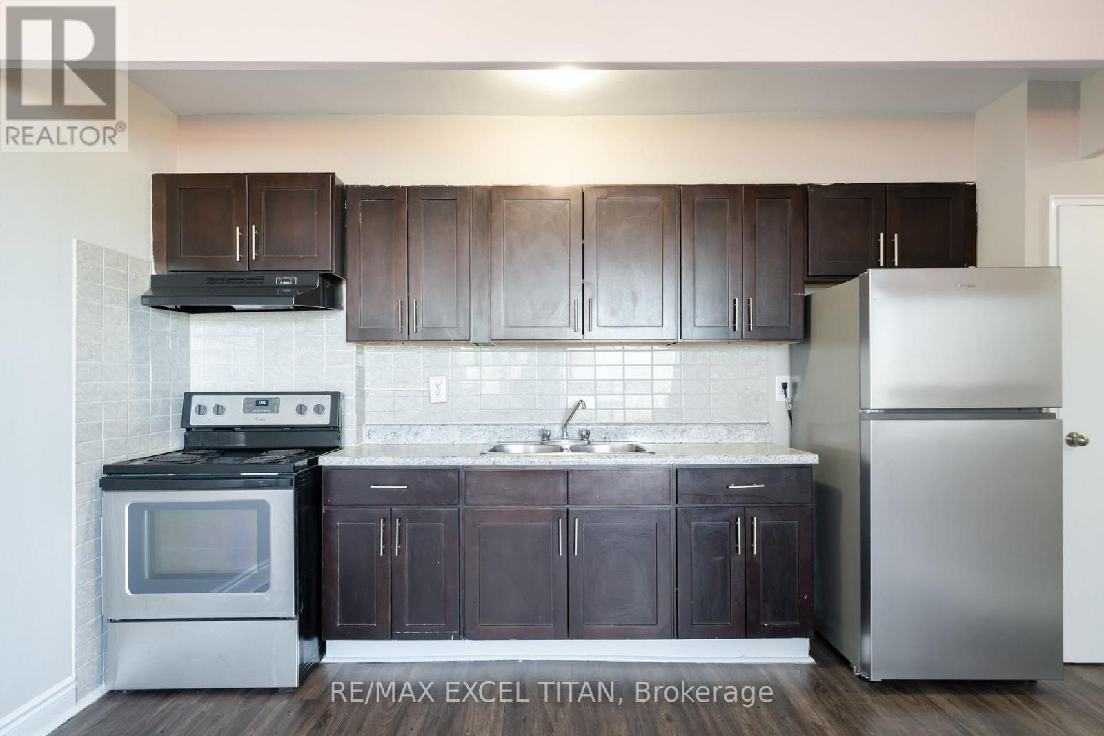 237c - 468 Ottawa Street, Hamilton, Ontario  L8H 4A6 - Photo 7 - X12983166