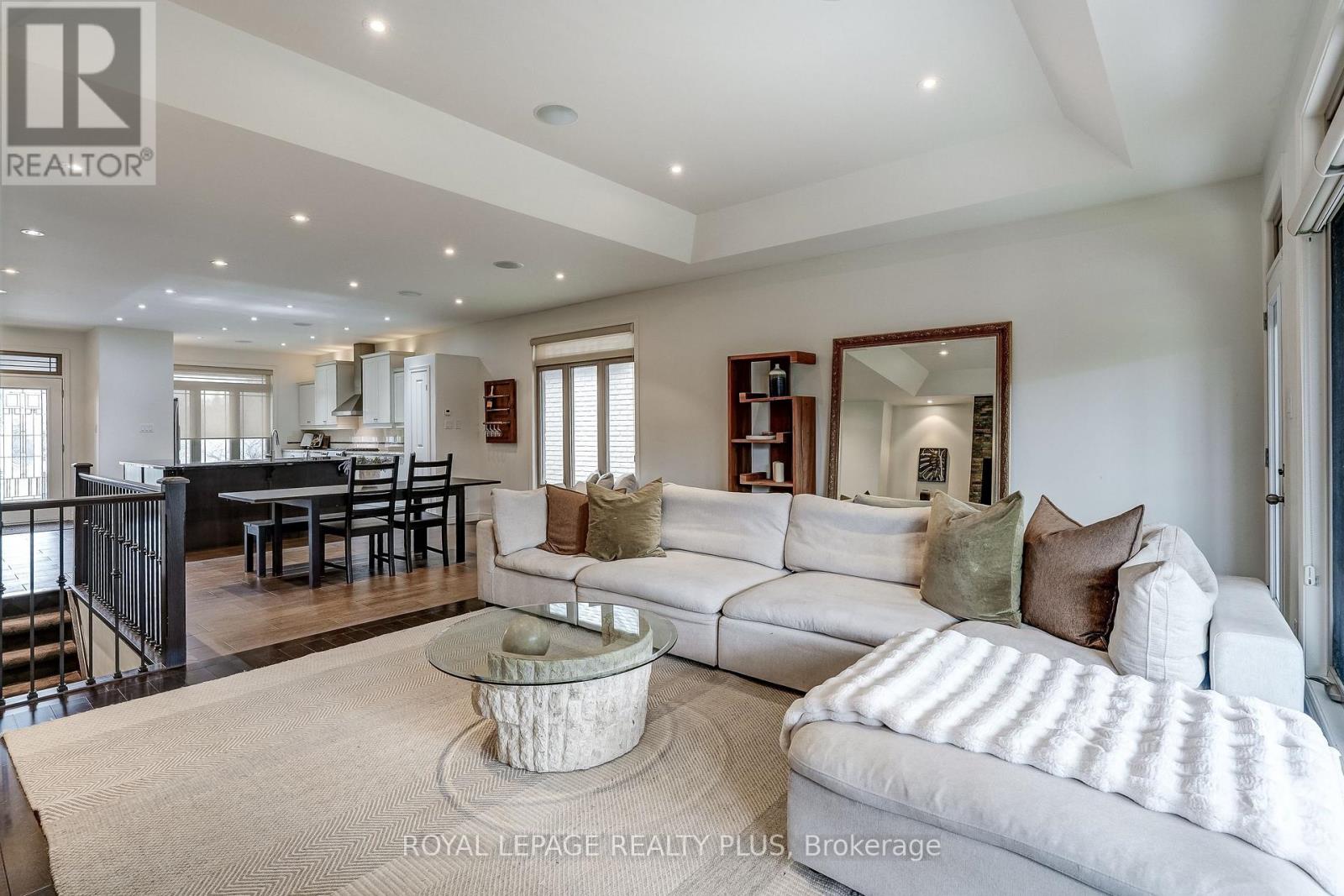 122 Mission Road, Brantford, Ontario  N3S 0A8 - Photo 18 - X12983174