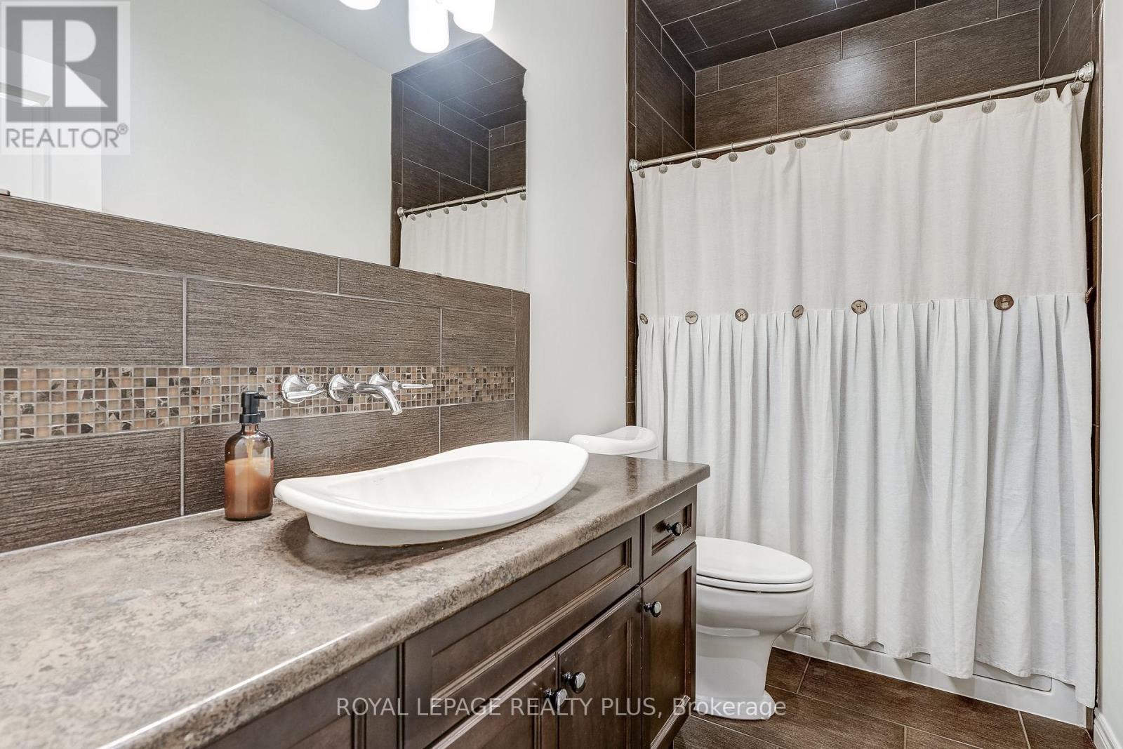 122 Mission Road, Brantford, Ontario  N3S 0A8 - Photo 19 - X12983174