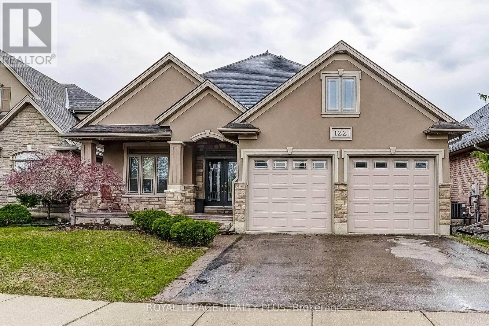 122 Mission Road, Brantford, Ontario  N3S 0A8 - Photo 2 - X12983174