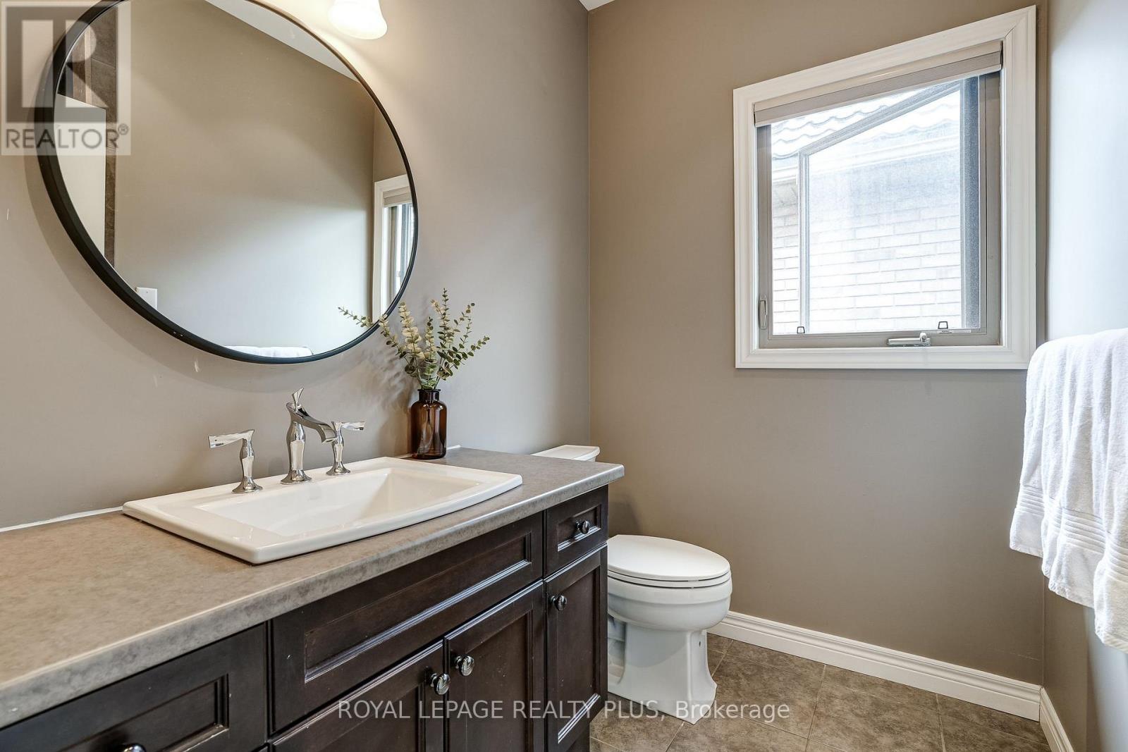 122 Mission Road, Brantford, Ontario  N3S 0A8 - Photo 24 - X12983174