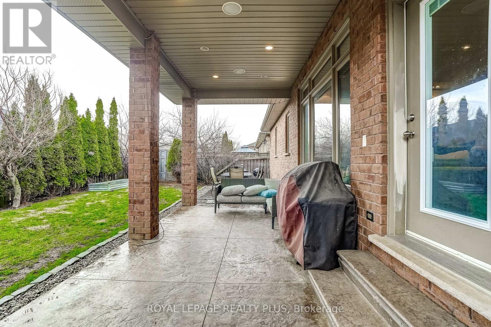 122 Mission Road, Brantford, Ontario  N3S 0A8 - Photo 31 - X12983174