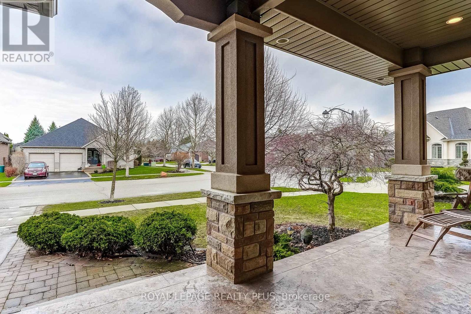 122 Mission Road, Brantford, Ontario  N3S 0A8 - Photo 4 - X12983174