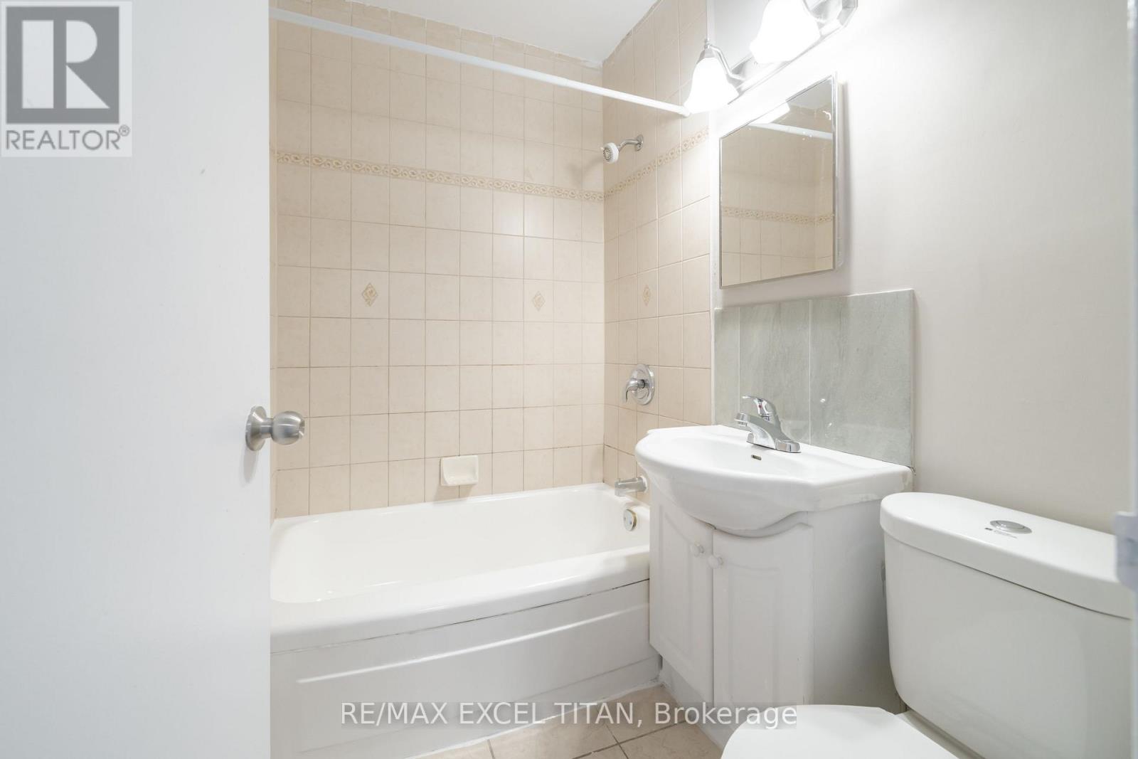 623b - 468 Ottawa Street, Hamilton, Ontario  L8H 4A6 - Photo 9 - X12983254