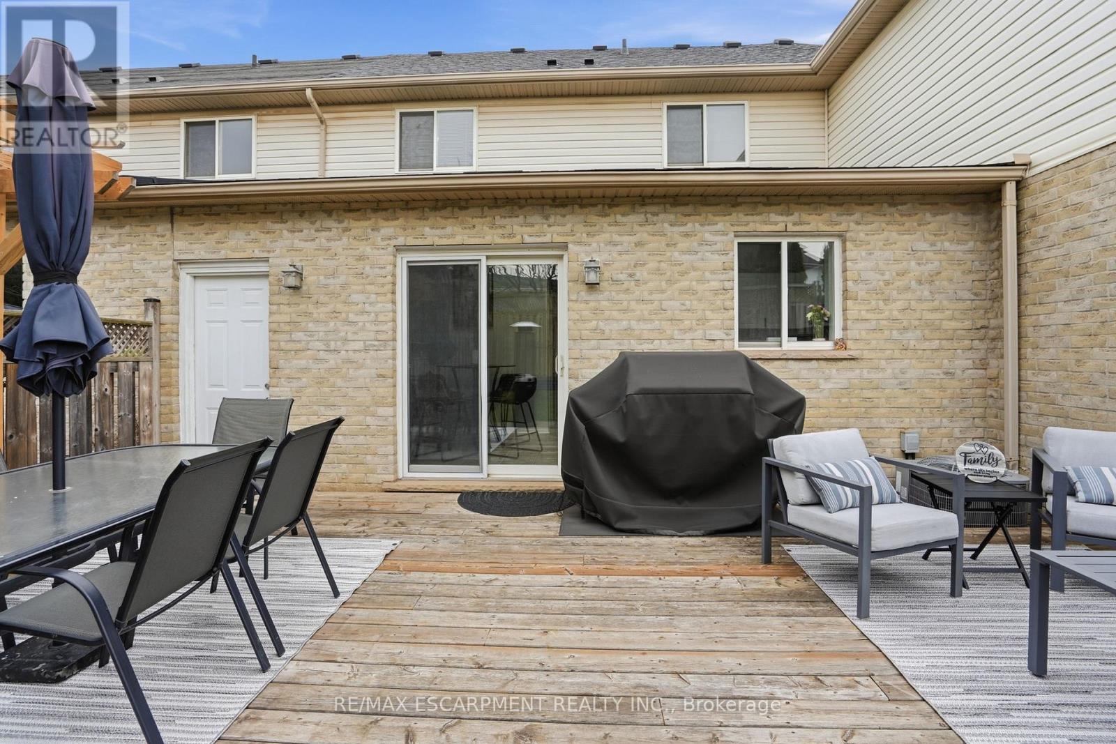 14 Kenyon Crescent, Grimsby, Ontario  L3M 5P4 - Photo 33 - X12983260