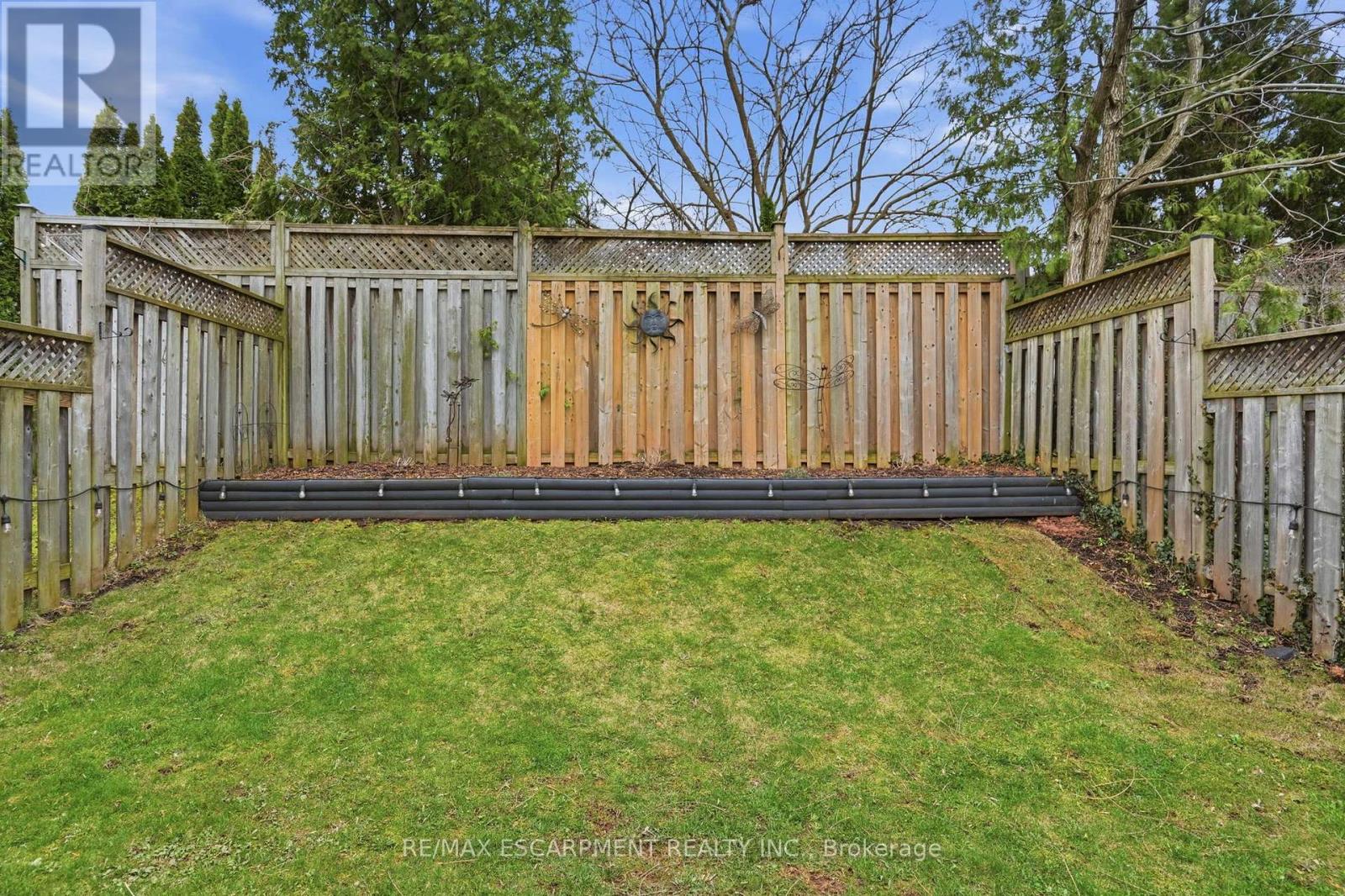 14 Kenyon Crescent, Grimsby, Ontario  L3M 5P4 - Photo 36 - X12983260