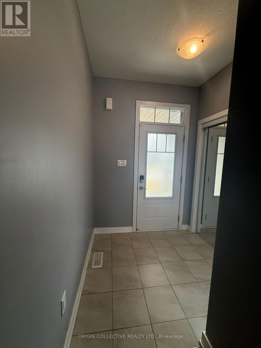 117 Keelson Street N, Welland, Ontario  L3B 0M4 - Photo 3 - X12983288