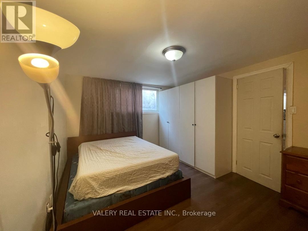 2 - 176 Fennell Avenue E, Hamilton, Ontario  L9A 1S3 - Photo 16 - X12983300