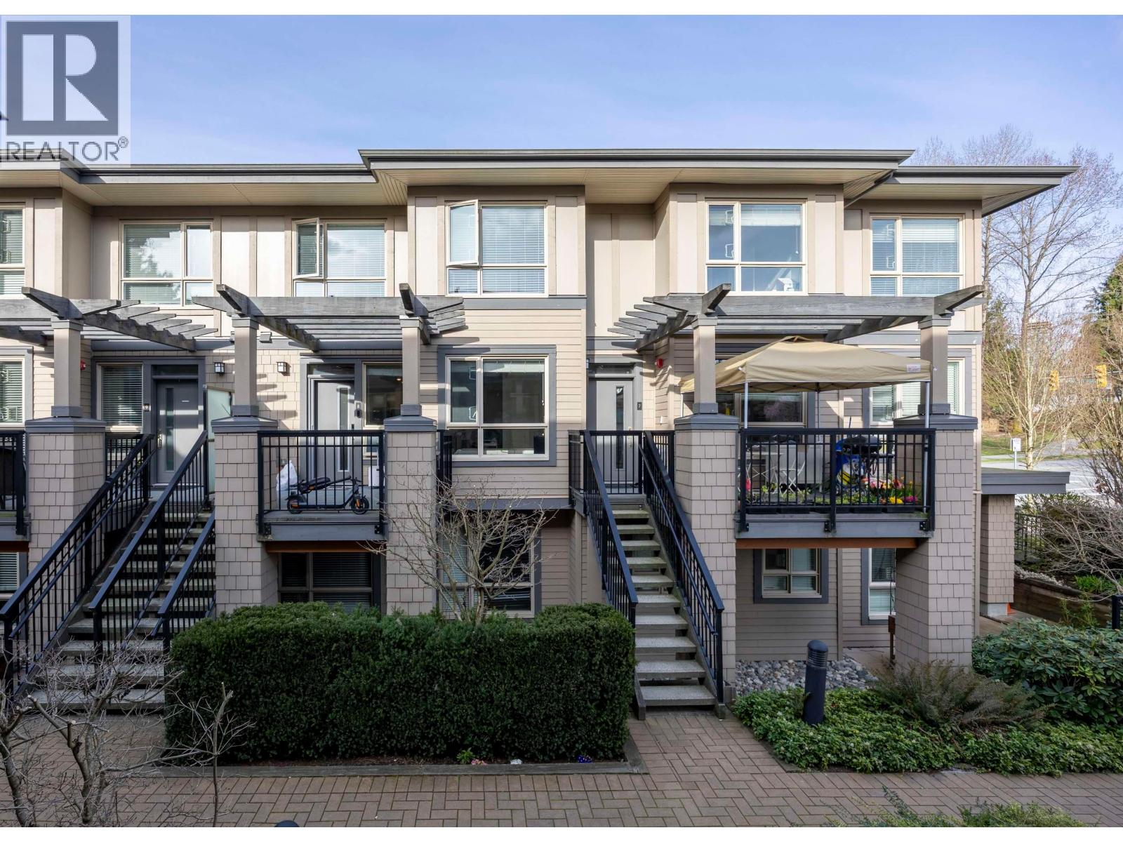 8 3201 NOEL DRIVE, Burnaby, British Columbia