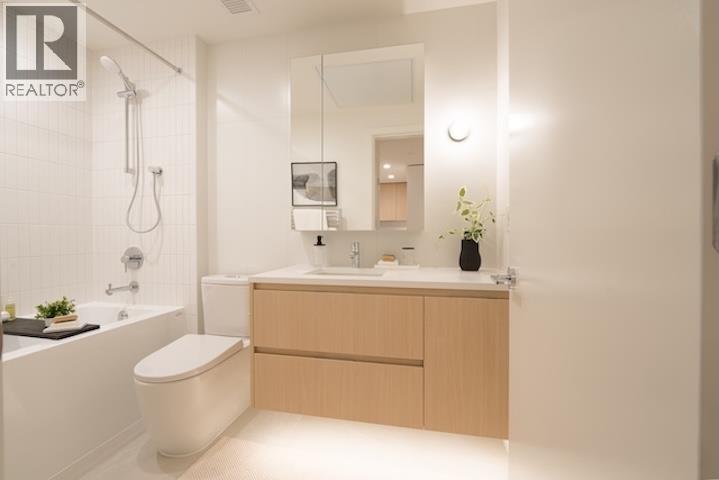 204 585 Kemsley Avenue, Coquitlam, British Columbia  V3J 3Z1 - Photo 13 - R3086917