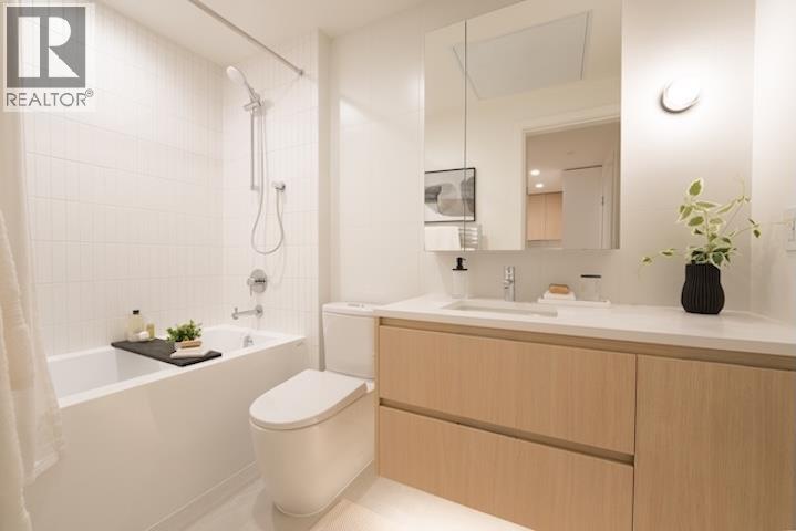 204 585 Kemsley Avenue, Coquitlam, British Columbia  V3J 3Z1 - Photo 14 - R3086917