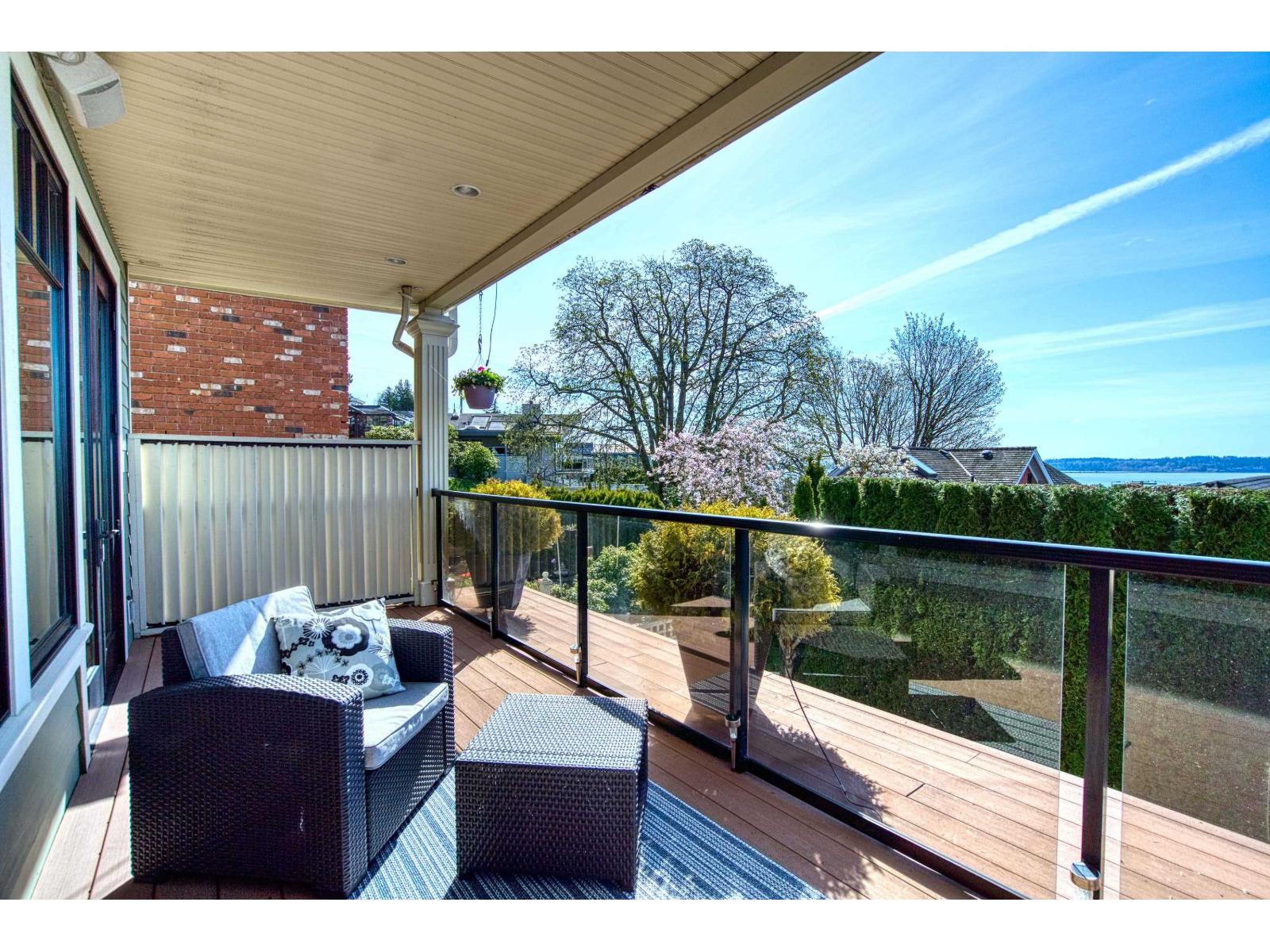 15188 Columbia Avenue, White Rock, British Columbia  V4B 1J3 - Photo 35 - R3109368