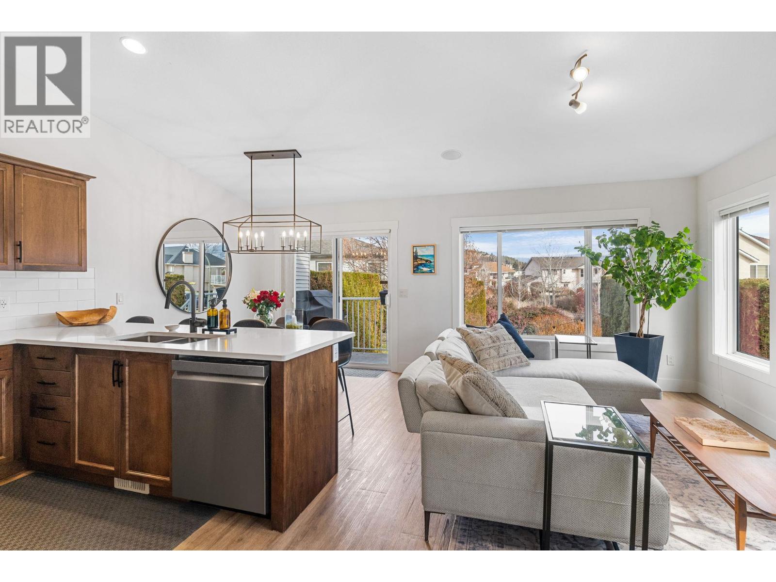 225 Glen Park Drive Unit# 9, Kelowna, British Columbia