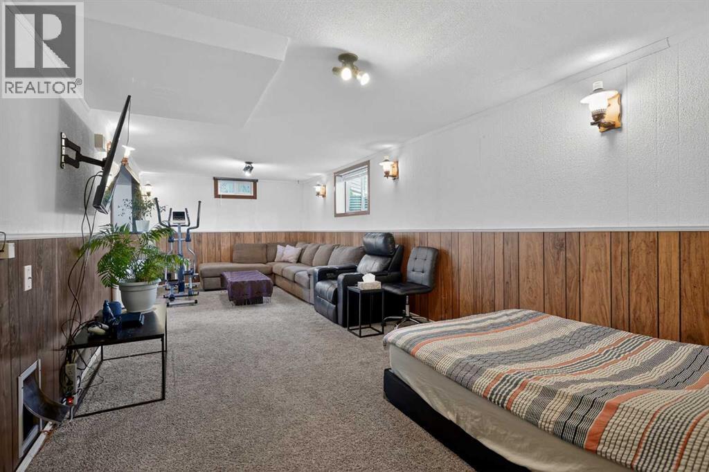 255 Penmeadows Close SE, Calgary, Alberta  T2A 3S1 - Photo 21 - A2300364