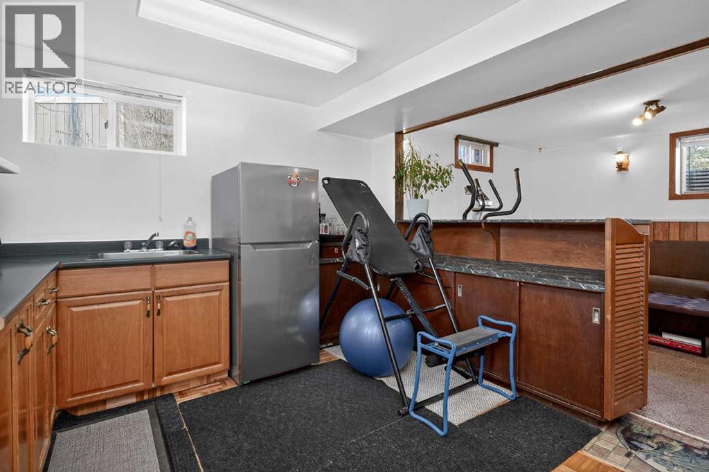 255 Penmeadows Close SE, Calgary, Alberta  T2A 3S1 - Photo 25 - A2300364